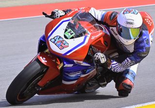 Honda CBR 600RR circuito.
Muchos extras.