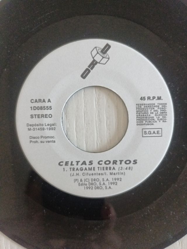 SINGLES CELTAS CORTOS