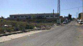 Terreno en venta en La Paz en Alcalá de Guadaira
