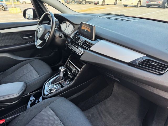 BMW Serie 2 Active Tourer 225xe iPerformance con TECHO SOLAR...