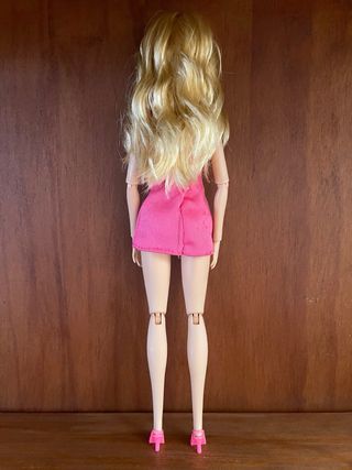 Muñeca Barbie - Vestido rosa