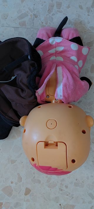 Bebé llorón Minnie: Muñeca adorable