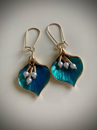 Pendientes flor dorados y teal
