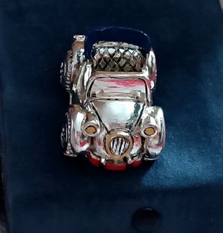 Auto d'epoca in argento 