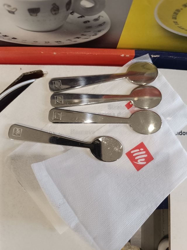 Set tazzine illy - Città dell'Arte