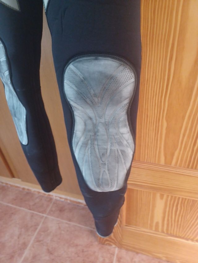 Traje neopreno  buceo  talla 5-6