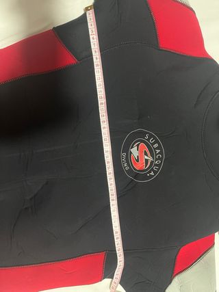 Traje neopreno  buceo  talla 5-6 
