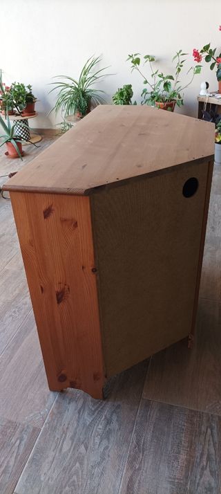 Mueble esquinero Ikea madera