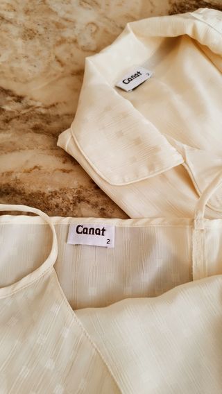 Conjunto camisón y bata de verano amarillo