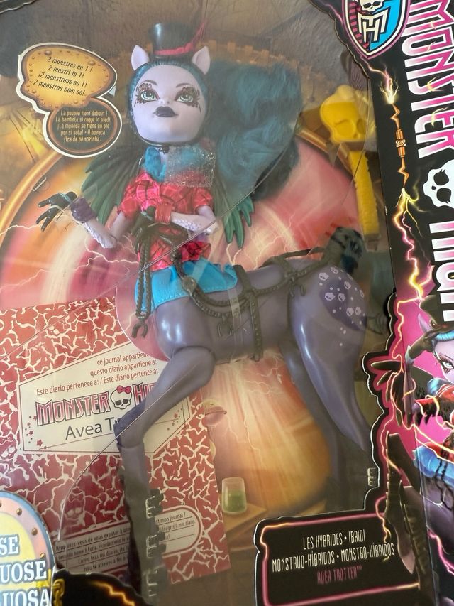 Muñeca Monster High Avea Trotter