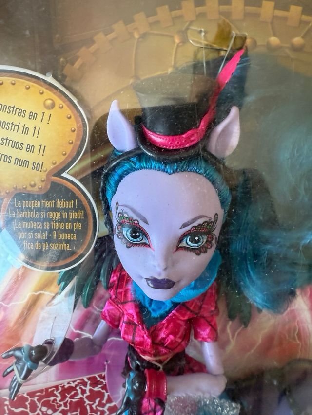 Muñeca Monster High Avea Trotter