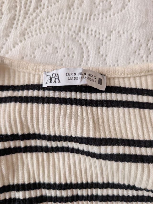 Top Zara rayas blanco-negro T-S