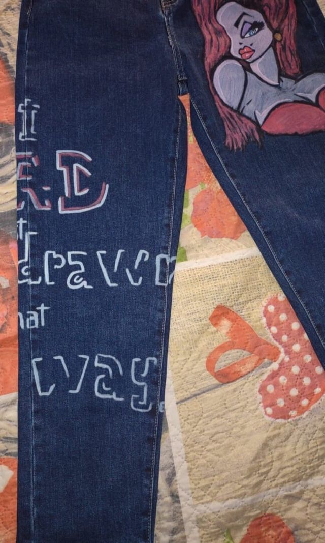 Jeans dipinti a mano
