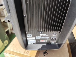 Altavoz Gemini 1500W/500w Autoamplificado entrada