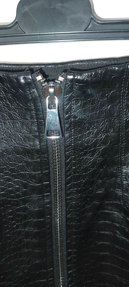 Falda Zara serpiente negra - XS