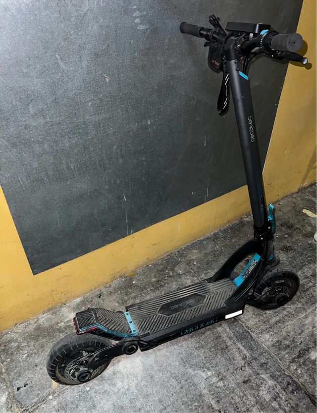 Patinete Cecotec Bongo Z Power City