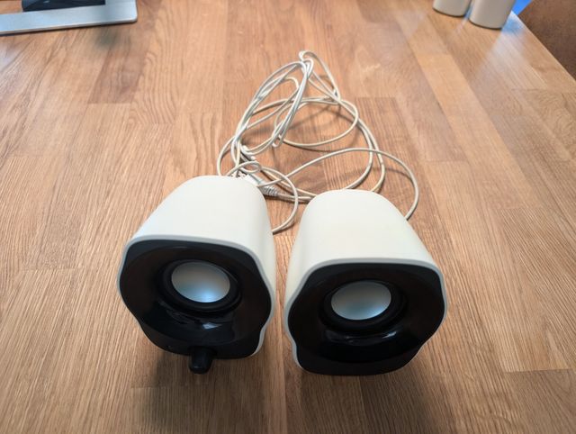 Altavoces Logitech Z120 blancos