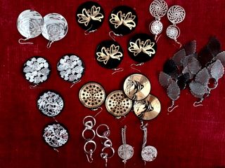 Pendientes vintage dorados y plateados