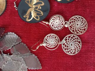 Pendientes vintage dorados y plateados