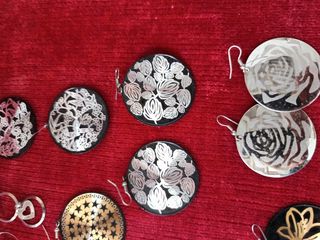 Pendientes vintage dorados y plateados