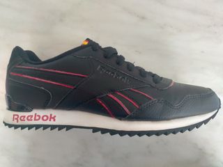 Zapatillas Reebok Classic - Negras/Rojas