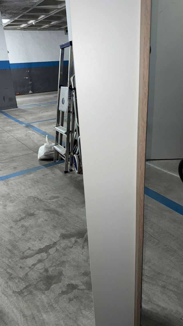 Estantería modular blanco y madera