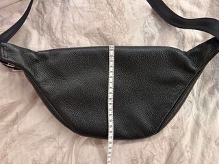 Riñonera Igermann Piel Negra