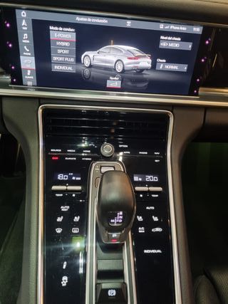 PORSCHE Panamera 4 EHybrid 462CV