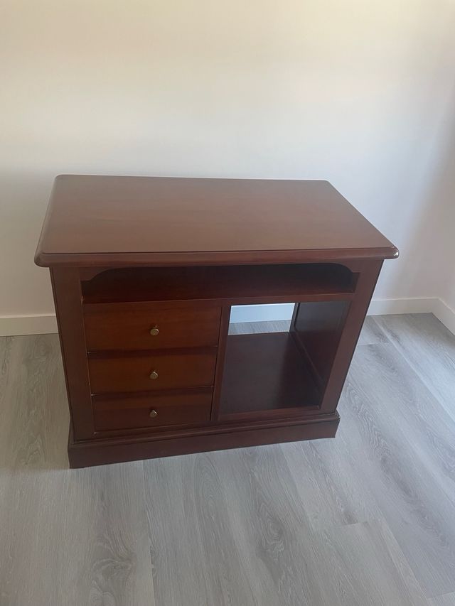 Mueble TV madera marrón