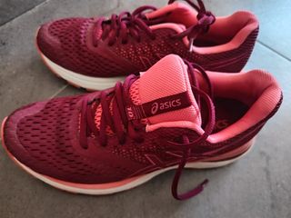 Zapatillas ASICS running mujer