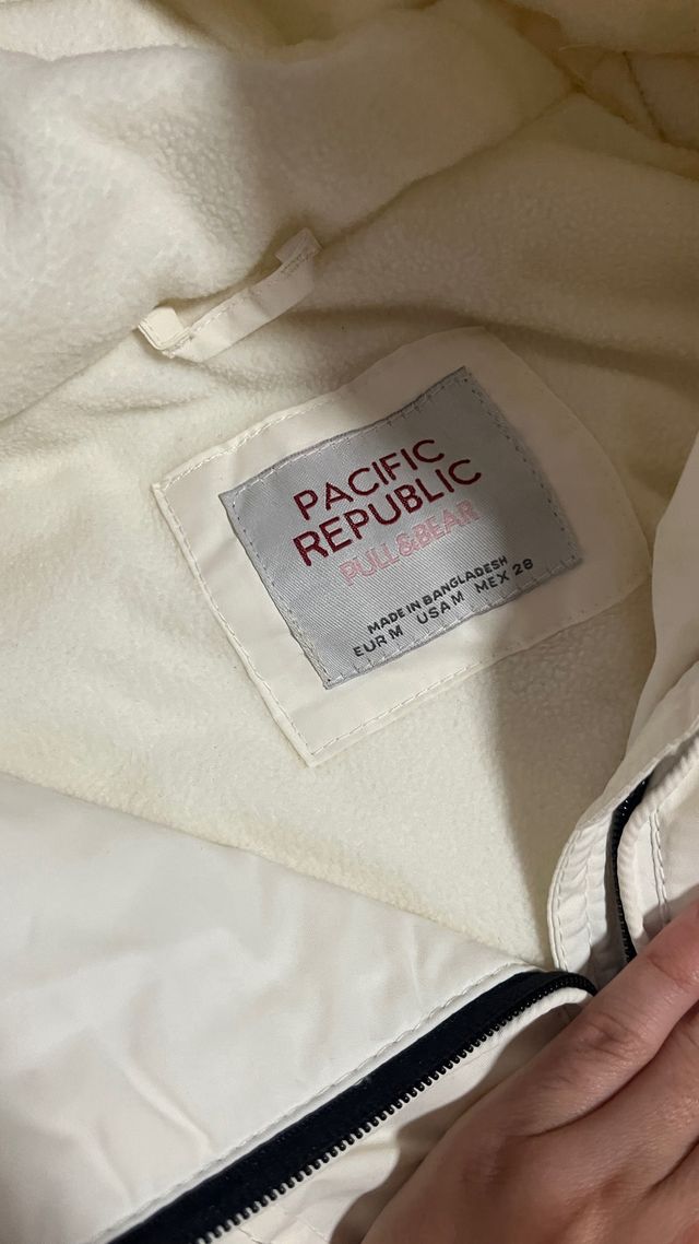 Chaqueta Pacific Republic blanca