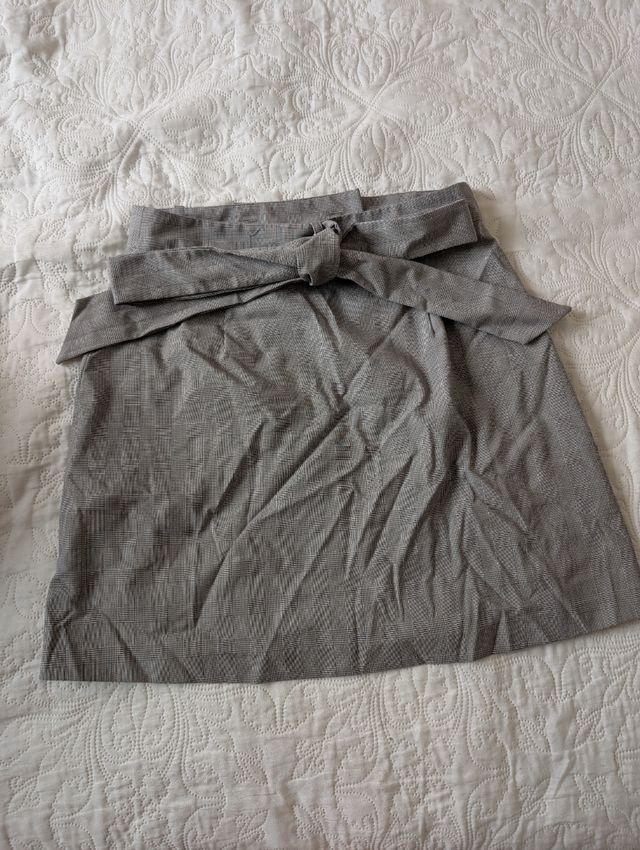 Minifalda gris Zara - M