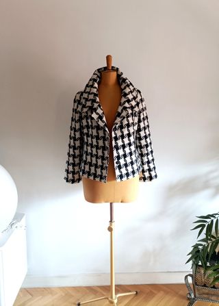Chaqueta con etiqueta