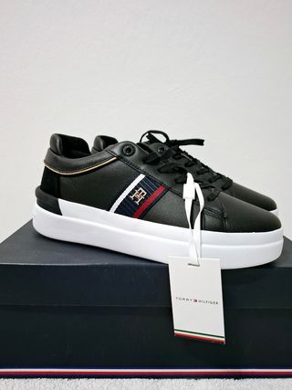 Sneakers Tommy Hilfiger nere