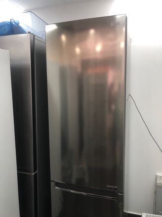 Nevera LG acero inoxidable