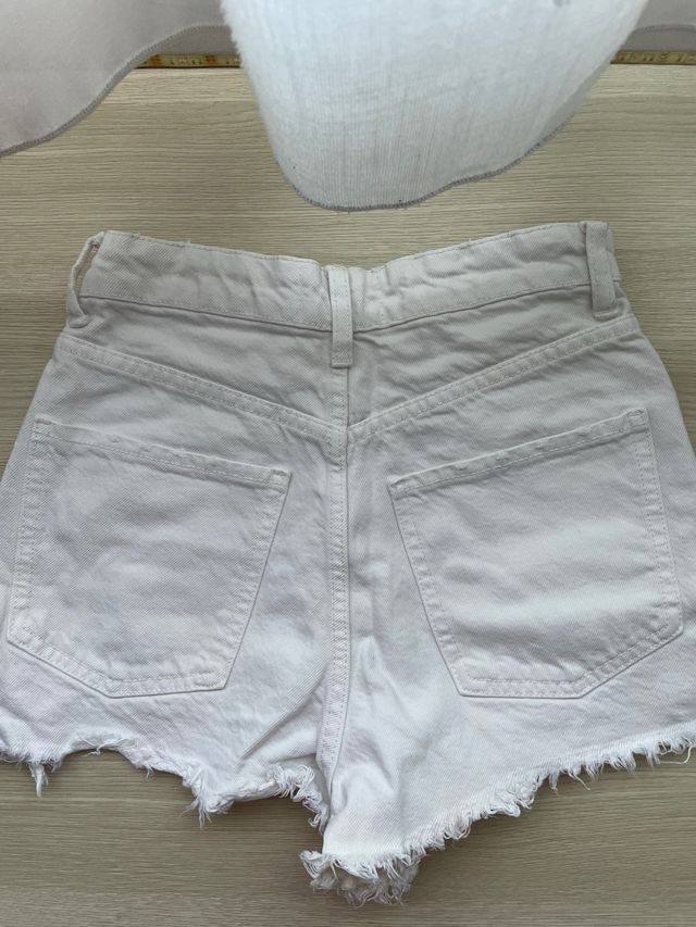 Shorts Zara blancos -talla XS