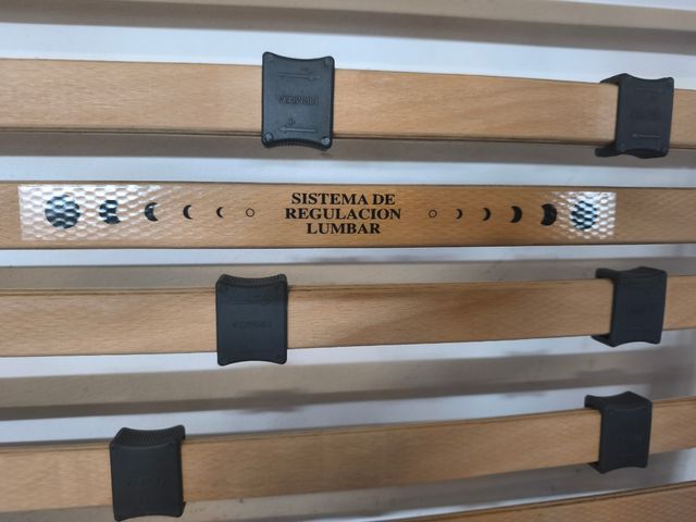 Somier madera y metal con patas y refuerzo lumbar