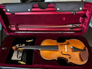 Viola clásica de 16’ pulgadas.