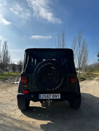 Jeep Wrangler tj - preparado y en estado impecable