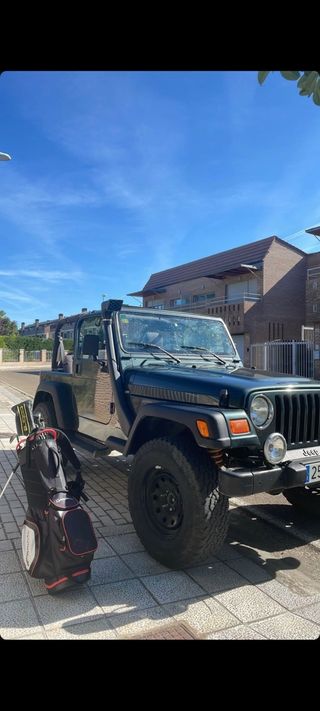 Jeep Wrangler tj - preparado y en estado impecable