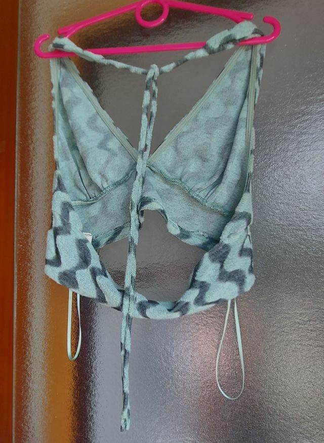 Top halter Pull&Bear Mujer estampado verde azulado