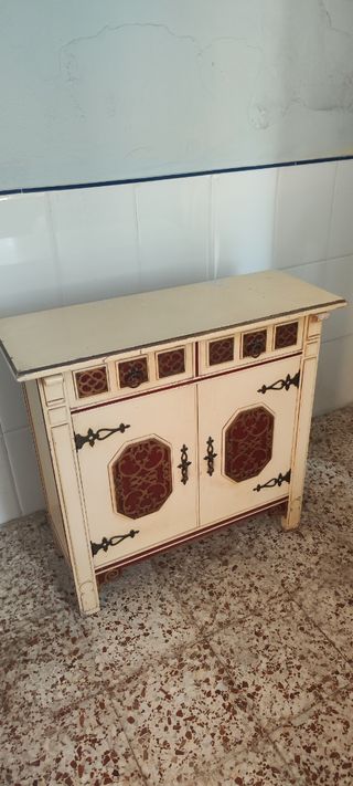 Aparador antiguo estilo vintage