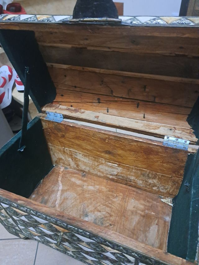 Bauletto in legno e metallo