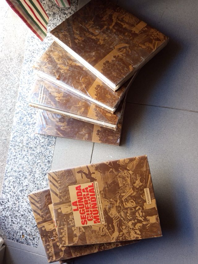 Conjunto 8 libros II Guerra Mundial