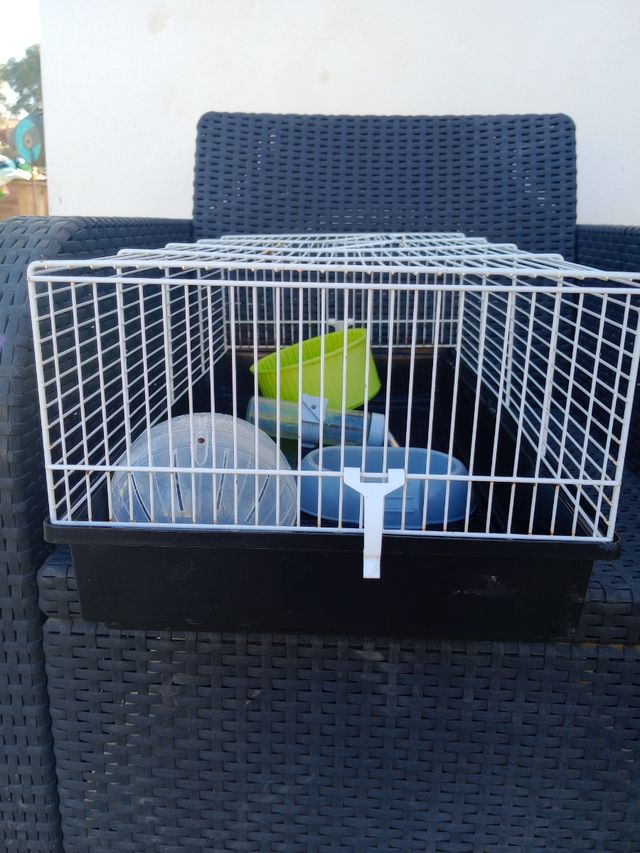 Jaula hamster blanca