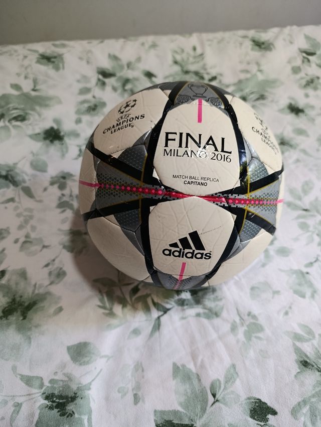Balón Adidas Final Milán 2016