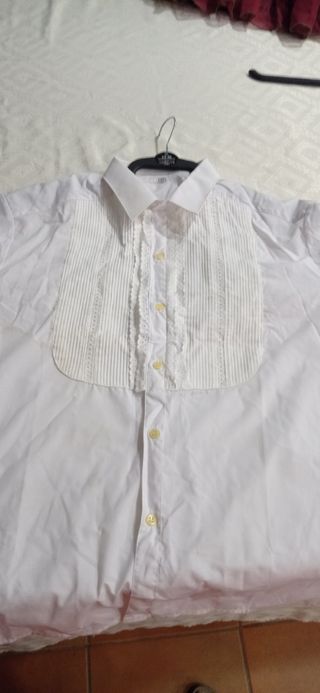 Camisa blanca flamenca