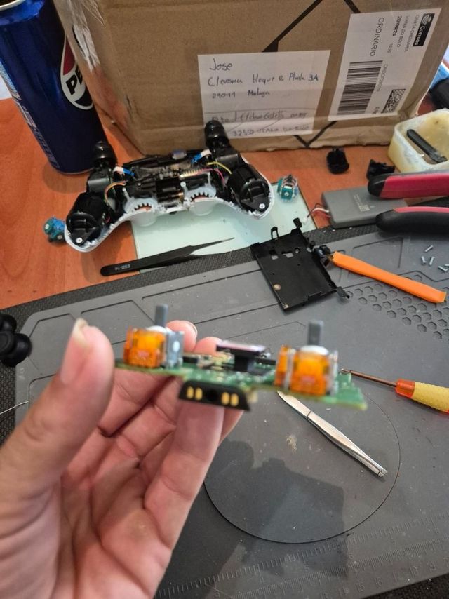 Reparación mando Ps5/PS4 Sticks TMR Carbono magnét