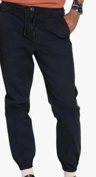 Pantalon  Harper y Camisa Alvaro Moreno