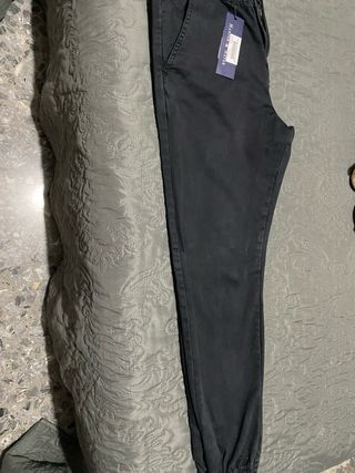 Pantalon  Harper y Camisa Alvaro Moreno